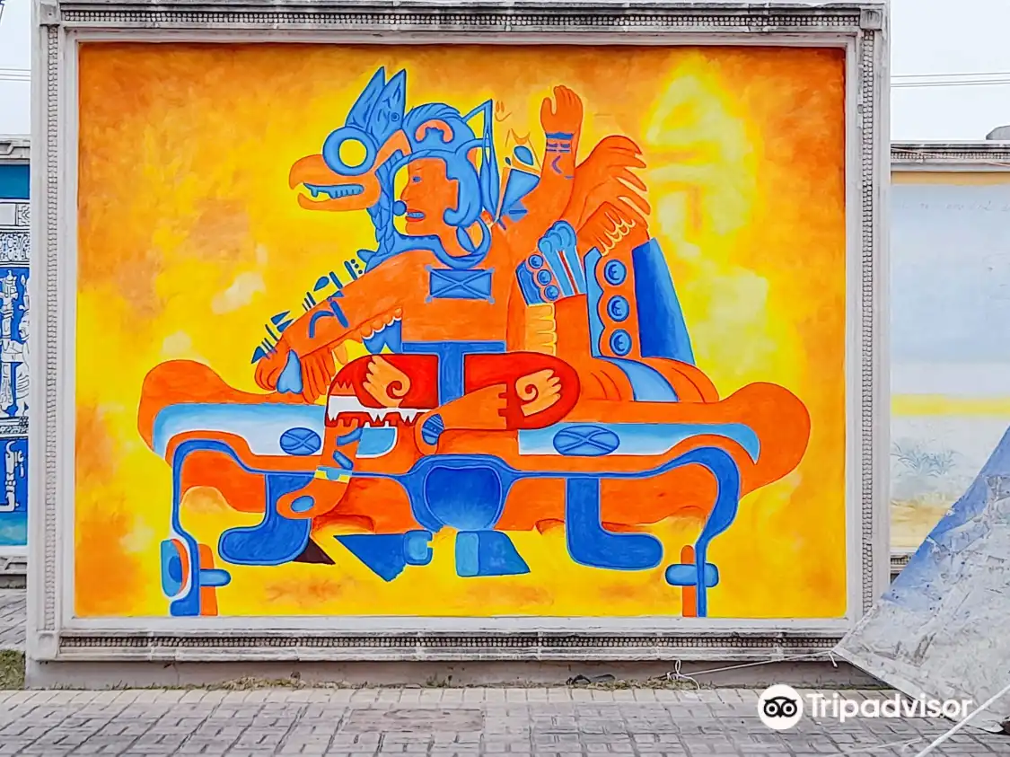 Hotels near Plaza de las Culturas