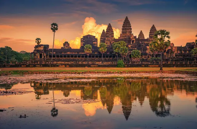 Sunset Sightseeing in Siem Reap