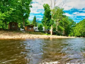 Revelle's River Resort