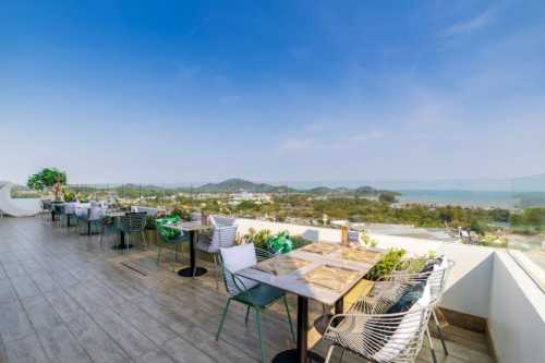 Estrela Sky Lounge - Novotel Phuket Phokeethra