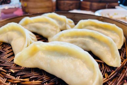 Hongxiang Restaurant (daqingdonglu)