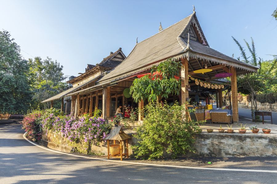 曼遠村