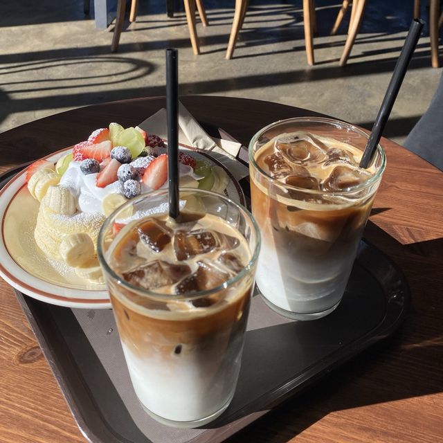 부드러운 수플레 맛집 '릴리로즈'