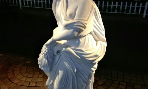 燈光夜市步行街