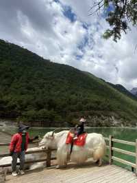 Glacial ponds of the Blue Moon Valley