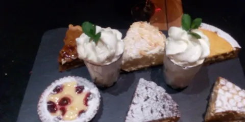 Einstein cafe & bel etage