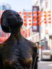 Statue, Shangxiajiu Commercial Pedestrian Street