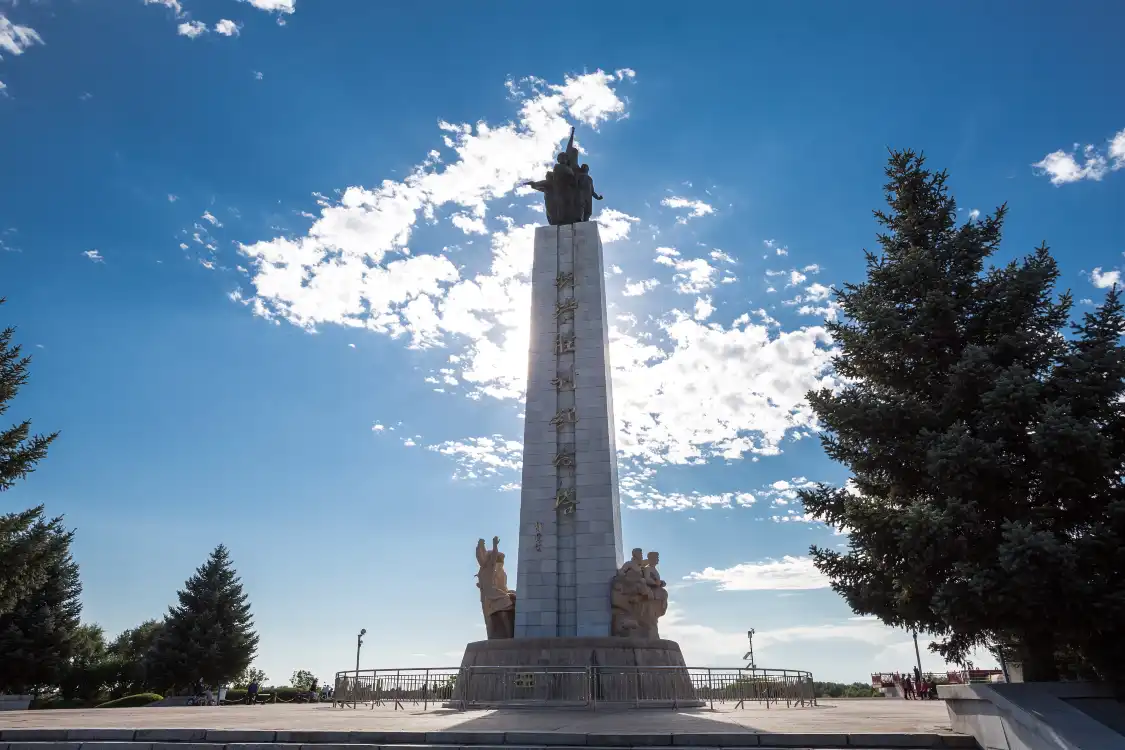 Отели рядом с достопримечательностью «Flood Prevention Memorial Tower»