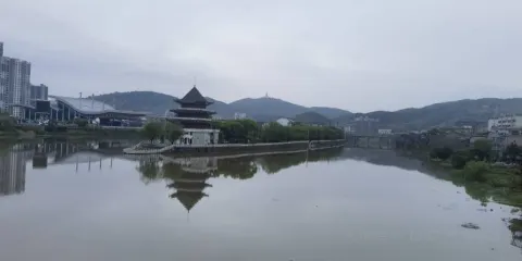 淥江橋
