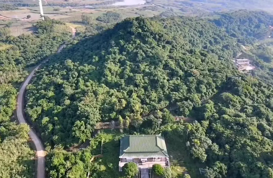 Yingfeng Ridge