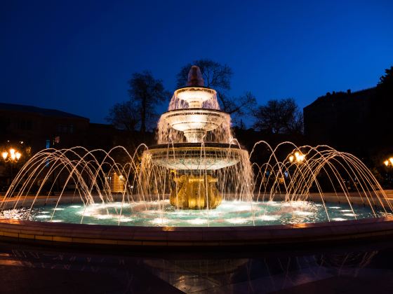 Fountains Square