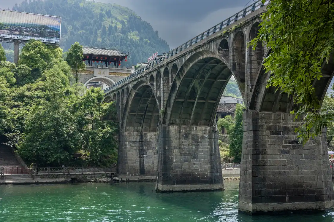 Hotels near Biancheng Chadong Scenic Area