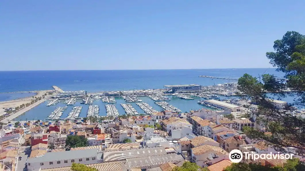 Hotels near Castle of Denia