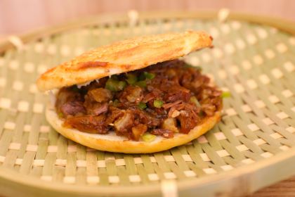 馬記牛肉火燒（山語觀邸店）