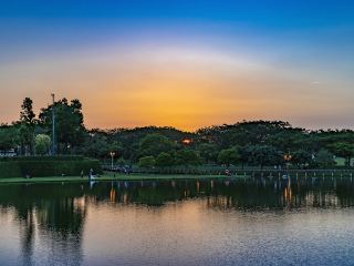 尖山埤江南渡假村附近住宿