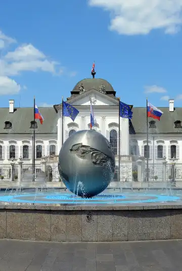 Hoteles cerca de Palacio Grassalkovich