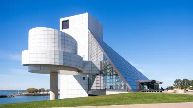 Hotels near Rock & Roll Hall of Fame