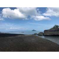 Black Sand Beach 