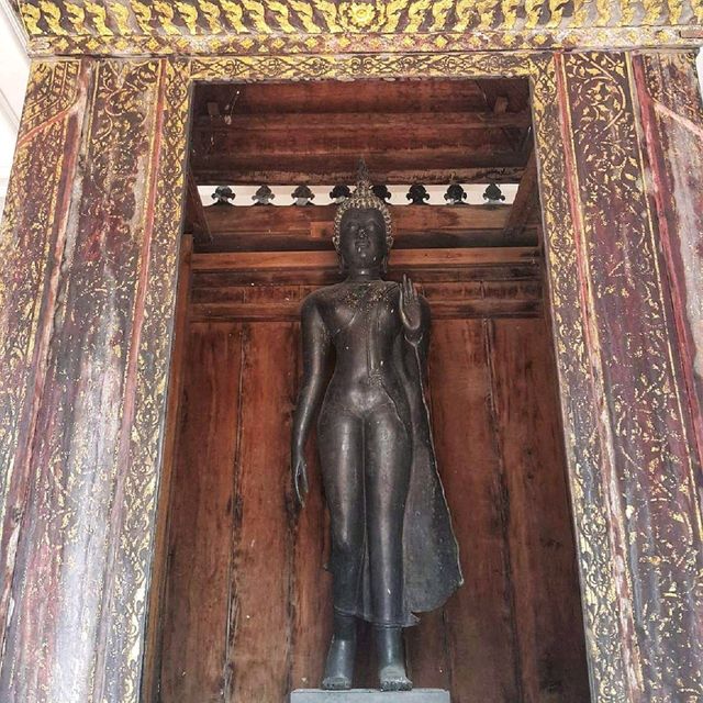 พระพุทธ​รูปศิลาแรง​ อายุพันกว่าปี