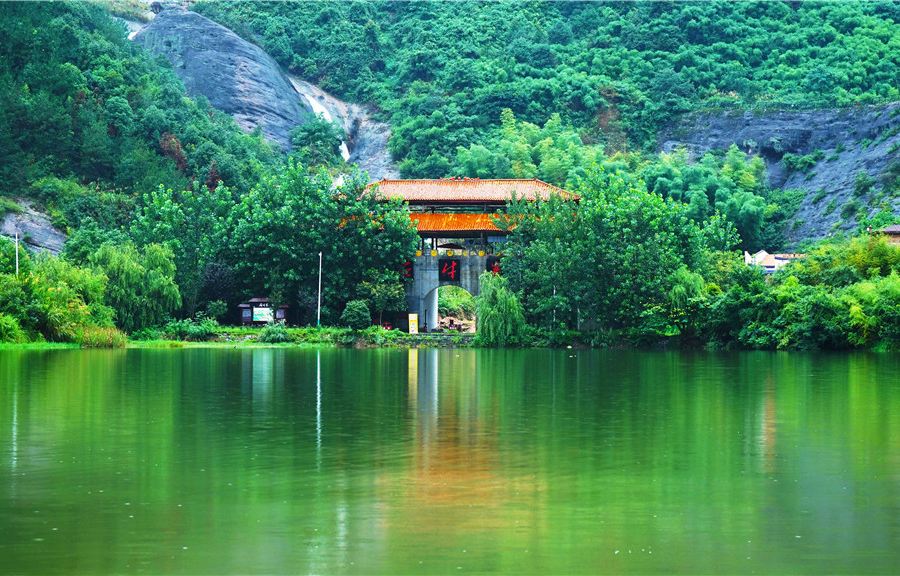 平江石牛寨景區