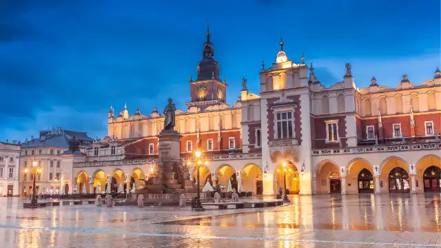 鄰近紡織會館的酒店