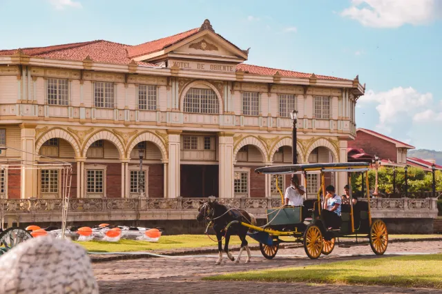 Hotel de Oriente Las Casas, Bagac, Philippines