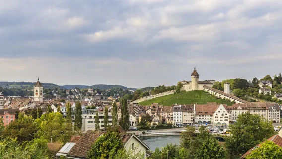 Switzerland Rhine Falls + Munot club - guides and information 1-day tour [Experience picturesque scenery/Optional boat tour]