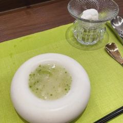 Woomi Dahkgalbi User Photo