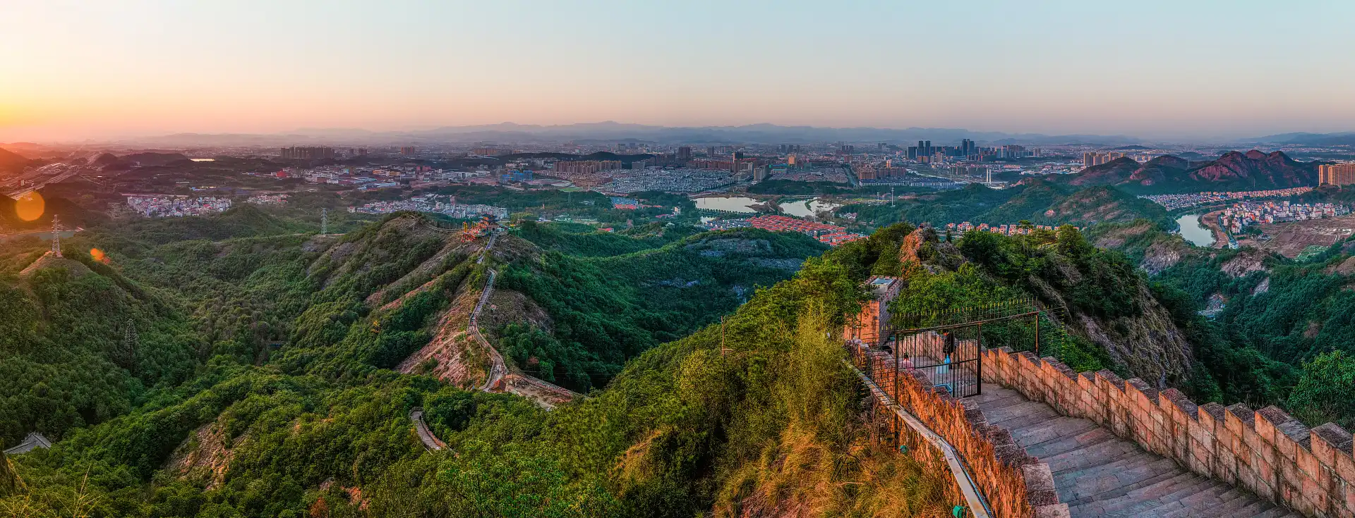 Hotels near Yongkangchangcheng Scenic Area