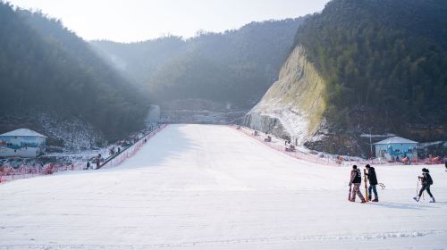 퉁루 리 국제 스키장