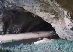 Sanjiao Cave