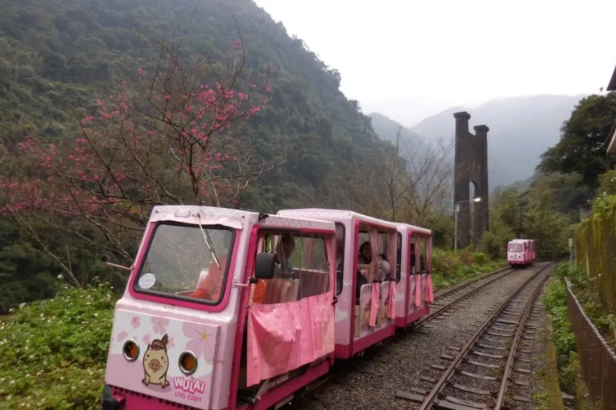 2_烏來觀光台車