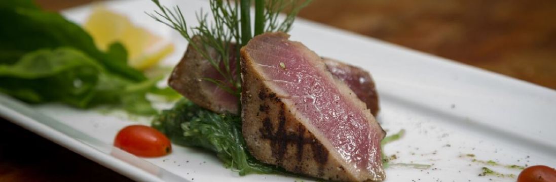 EAT Bar & Grill Restaurant Karon