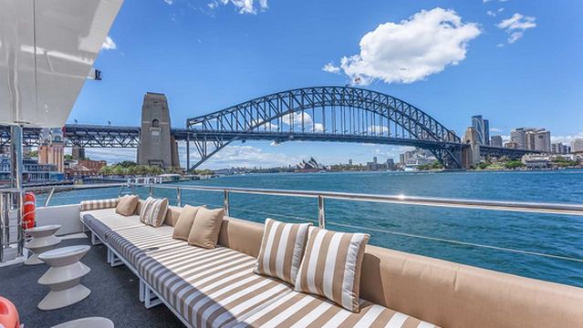 Smart Cruiser | Sydney Boat Hire