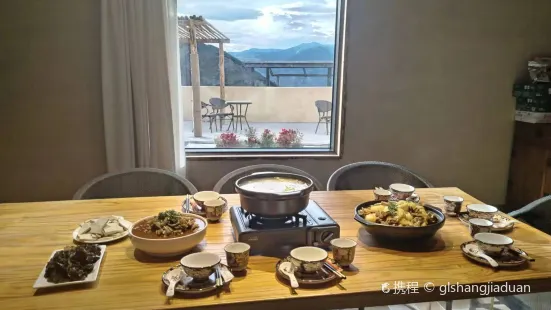 四姑娘山·桃花里民宿·餐厅