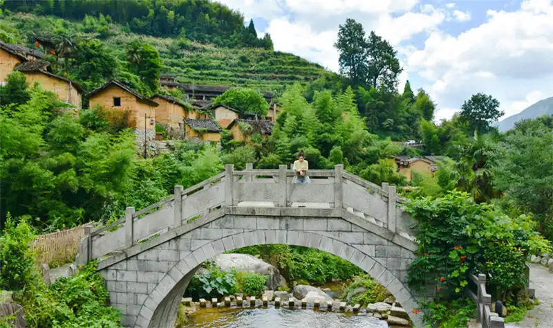 Hotels near Silver Valley Scenic Area
