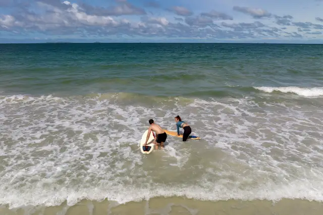 Surfing in Pattaya
