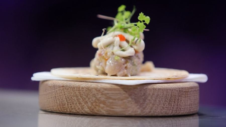 LA TASQUERÍA AND JAVI ESTÉVEZ