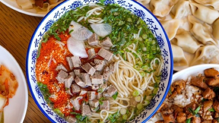 sahra uygur restaurant