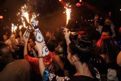 BLING | Exclusive Night Club in Dubai | FIVE Palm Jumeirah