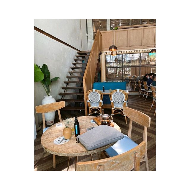 Amyrea Art & Kitchen