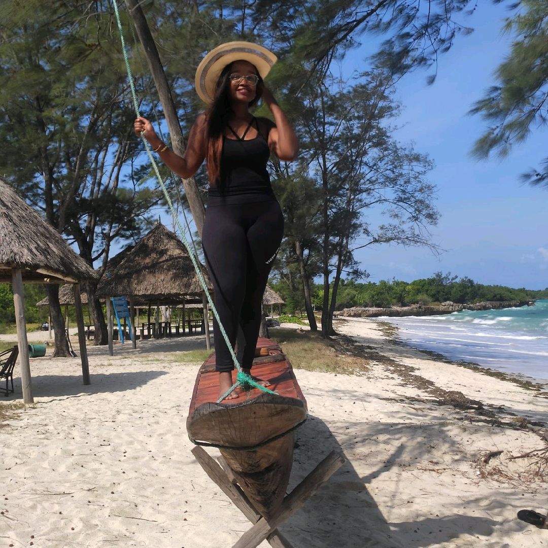 Its so refreshing to be in this island, makes you forget all the busyness in the city and rejuvinates the mind😊😊