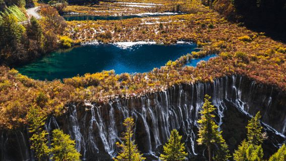 Jiuzhai Valley 1-Day Private Tour With Multilingual Tour Guide