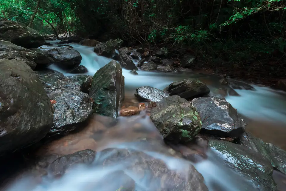 2_Luoding Longwan Ecological Tourism Area (Jiulong Waterfalls)