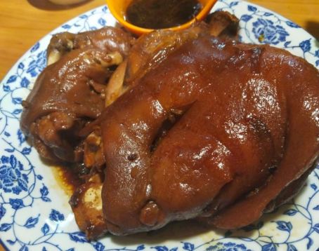 清风园肘子馆(万家大激店)