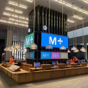 【M+博物館】11.9 免費開放!四周年特別活動&免費展覽一文睇!附打卡位、特別展覽、入場安排、交通、西九文化區景點全攻略!