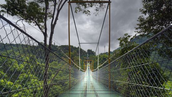 融水玻璃橋風景區