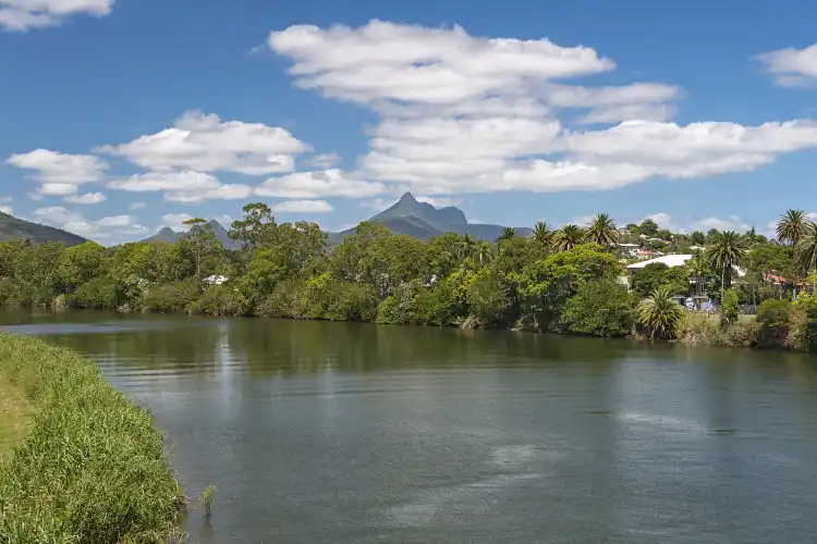 Hotels in Fingal Head