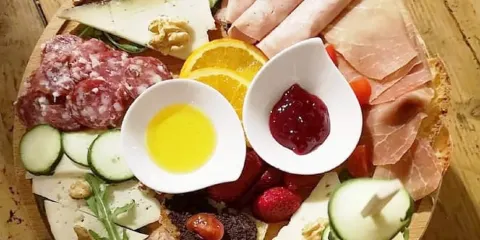 La Strada del Vino Wine Bistrot