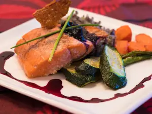 Salmon n' Bannock